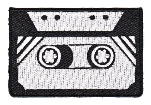 #as18 Kassette Tape Retro Vintage Musik Aufnäher Bügelbild Aufbügler Applikation Patch Größe 8,5 x 5,7 cm